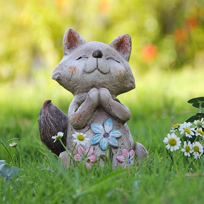 Fox Statue for Garden Decor,Garden Statue with Solar Power Light for Outdoor Patio Porch Lawn Yard Backyard oudside Indoor Shelf Decoration,Praying Fox Garden Sculptures & Statues