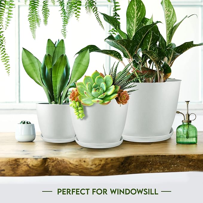 Utopia Home - Plant Pots Indoor with Drainage - 7/6.6/6/5.3/4.8 Inches Home Decor Flower Pots for Indoor Planter - Pack of 60 Plastic Planters for Indoor Plants, Cactus, Succulents Pot - White