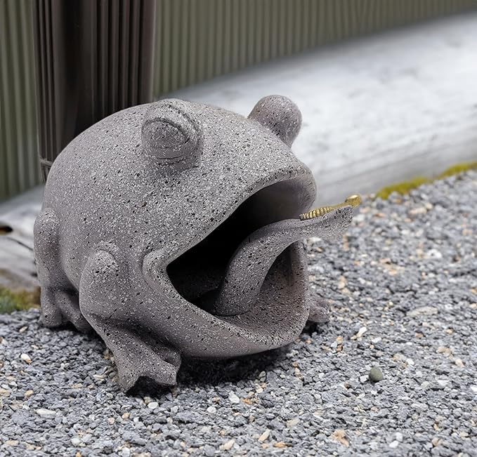 Frog Statues Gutter Downspout Extension Statues Garden Decoration,Animal Resin Statue Outdoor Decor,Downspout Diverter,Decorative Gutter Extension,3"×4" Downspout Extender Diverter Splash Block(Grey)