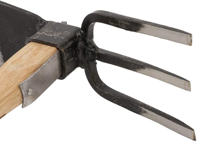 Japanese Craftsmanship Garden Hoe and Cultivator Hand Tiller