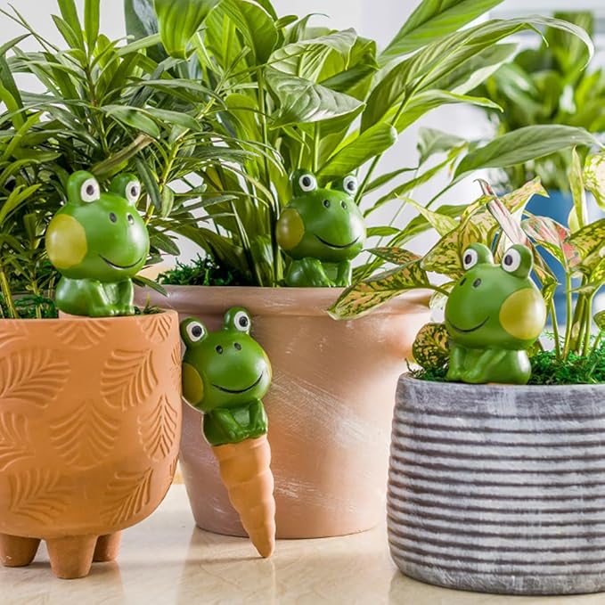 Kaxich Terracotta Plant Self Watering Spikes, 4 Pack Plant Watering Globes Frogs Styles Decorative Self Plant Watering Stakes Vacation Plant Watering Bulbs for Indoor Outdoor Plants