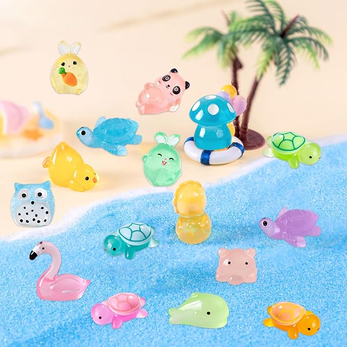 90 Pcs Mini Resin Animals Glow in The Dark Miniature Figures for Garden Accessories,for Craft,Garden Decoration, Goodie Bag Fillers Party Favors Decorations
