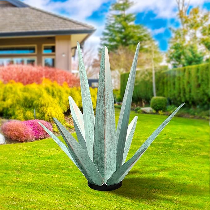 Large Tequila Rustic Sculpture, Rustic Metal Agave Plants for Outdoor Patio Yard, Home Decor Hand Painted Metal Agave Garden Yard Statue, Outdoor Lawn Ornaments (Mint Green - M)