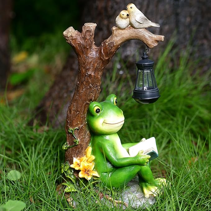 Outdoor Funny Frog Statue, Resin Reading Frogs Garden Decor, Solar Frog Gift Sculpture Decoration for Home Patio, Yard, Lawn, Porch, Ornament