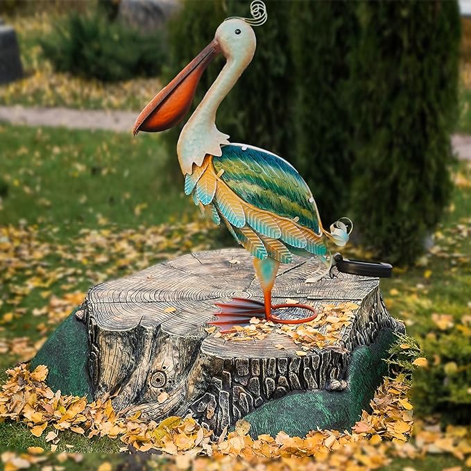 HONGLAND Solar Metal Pelican Statues Garden Sculpture & Statues, Glass Outdoor Pelican Yard Art Coastal Ocean Bird Decor Lawn Ornament for Backyard Porch Patio Decor（19 Inch）