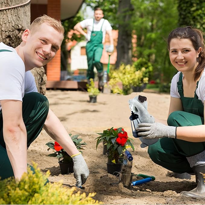 Solar Dog Statues for Garden Decor - Outdoor Dog Figurines with Solar Lantern for Yard Patio Lawn Balcony Ornaments - Garden Gifts for Mothers Day, Grandma, Easter