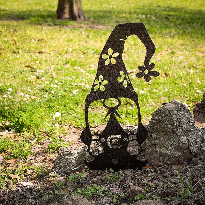 RealSteel Metal Garden Gnomes Outdoor – Steel 4 Pack Lawn Ornaments & Statues, Funny Yard Decor, Weatherproof Garden Decoration, Gift for Gardeners (Rust)