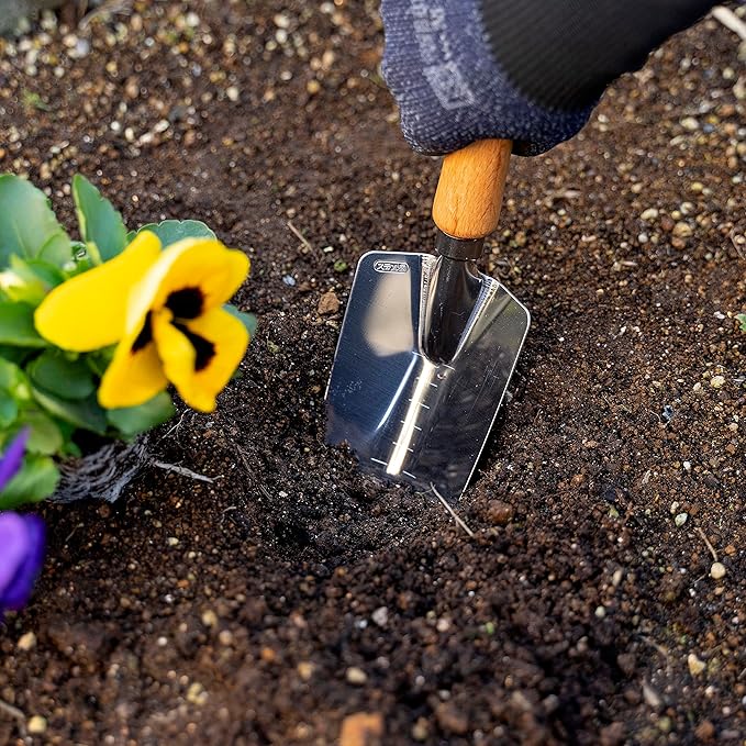 Japanese Garden Tool Set 3 Pcs, Heavy Duty Japanese Stainless Steel, Made in Japan (Large Trowel, Transplant Trowel, Hand Cultivator), Wood Handle