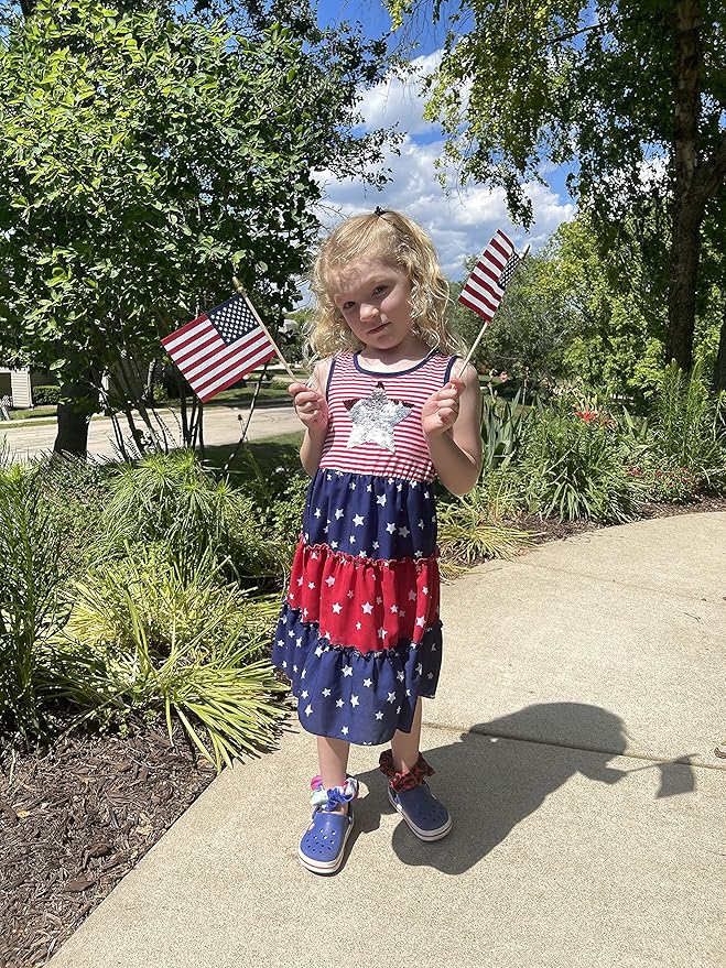 American Flags on Stick - Handheld Spearhead US Flag for 4th of July, Memorial Day Event Decorations - Patriotic Decor for Indoors & Yard - Wooden Stick, Cotton Fabric - (4"X6" - 144 Pack)