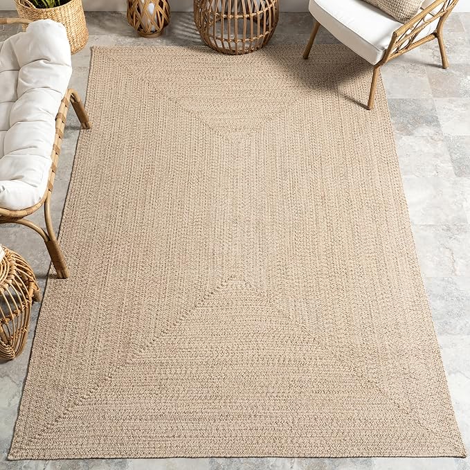 nuLOOM 2' x 3' Solid Hand Braided Indoor/Outdoor Area Rug, Pet-Friendly, High Traffic, Weather Resistant, for Patio, Balcony, Bedroom, Living Room, Dining Room, Wynn Tan